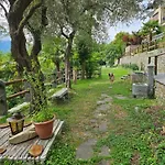 別荘 Mid Of Nature ' Bella Vista Maggiore Mit Traumhaften Seeblick, Terrasse Und Grossen Garten