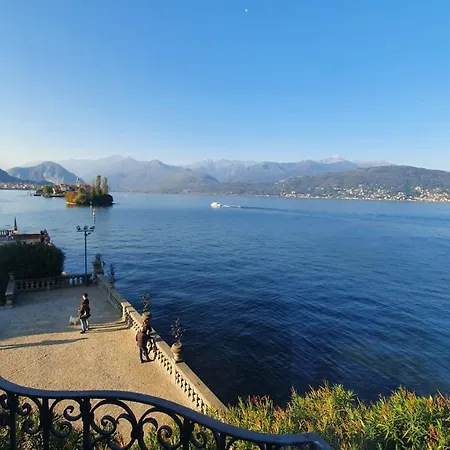 Mid Of Nature ' Bella Vista Maggiore Mit Traumhaften Seeblick, Terrasse Und Grossen Garten