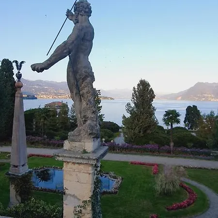 Mid Of Nature ' Bella Vista Maggiore Mit Traumhaften Seeblick Holiday home *