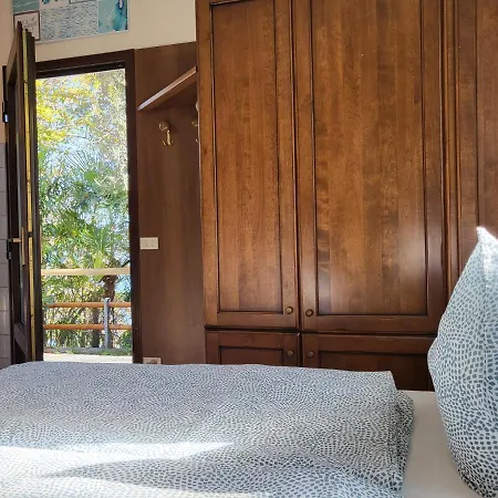 Nyaraló Mid Of Nature ' Bella Vista Maggiore Mit Traumhaften Seeblick, Terrasse Und Grossen Garten Ghiffa