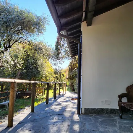 Mid Of Nature ' Bella Vista Maggiore Mit Traumhaften Seeblick, Terrasse Und Grossen Garten *