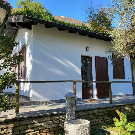 펜션 Mid Of Nature ' Bella Vista Maggiore Mit Traumhaften Seeblick, Terrasse Und Grossen Garten