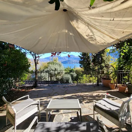 Mid Of Nature ' Bella Vista Maggiore Mit Traumhaften Seeblick, Terrasse Und Grossen Garten *