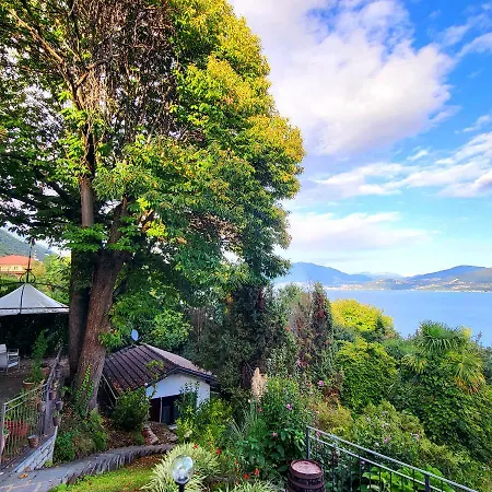 Mid Of Nature ' Bella Vista Maggiore Mit Traumhaften Seeblick, Terrasse Und Grossen Garten