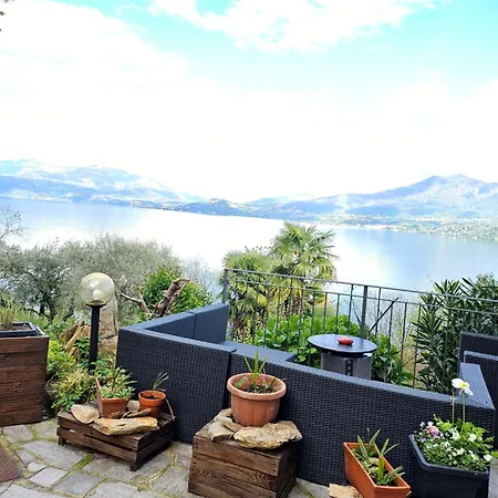 Mid Of Nature ' Bella Vista Maggiore Mit Traumhaften Seeblick Holiday home Ghiffa