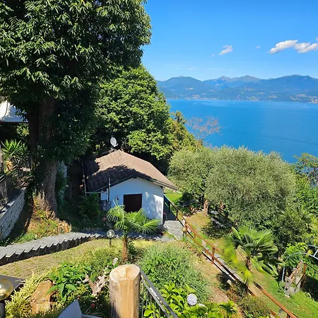 Nyaraló Mid Of Nature ' Bella Vista Maggiore Mit Traumhaften Seeblick, Terrasse Und Grossen Garten Ghiffa
