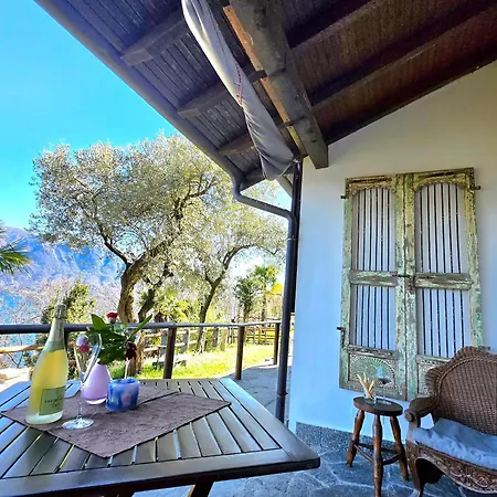 Mid Of Nature ' Bella Vista Maggiore Mit Traumhaften Seeblick, Terrasse Und Grossen Garten *