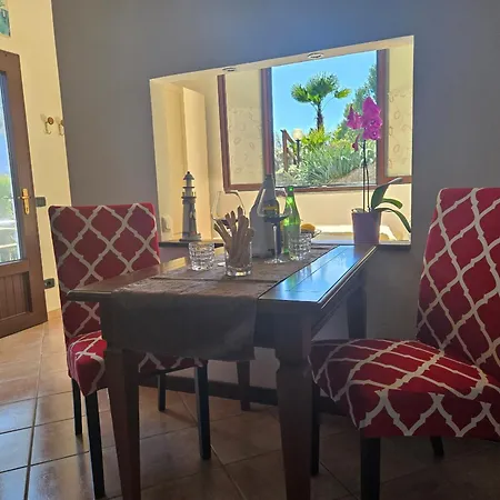 Mid Of Nature ' Bella Vista Maggiore Mit Traumhaften Seeblick, Terrasse Und Grossen Garten * 기파