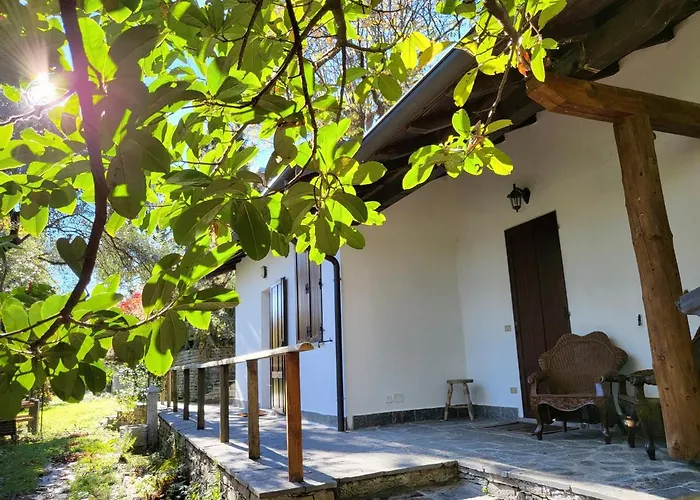 Dom wakacyjny Mid Of Nature ' Bella Vista Maggiore Mit Traumhaften Seeblick, Terrasse Und Grossen Garten