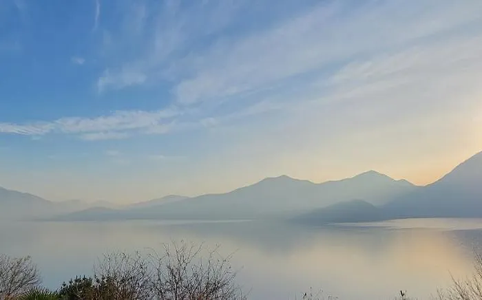 Mid Of Nature ' Bella Vista Maggiore Mit Traumhaften Seeblick, Terrasse Und Grossen Garten Ghiffa