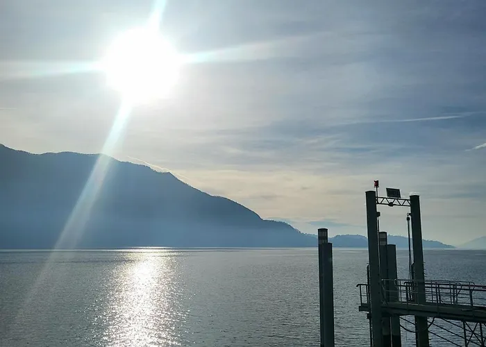 Mid Of Nature ' Bella Vista Maggiore Mit Traumhaften Seeblick, Terrasse Und Grossen Garten 펜션 *